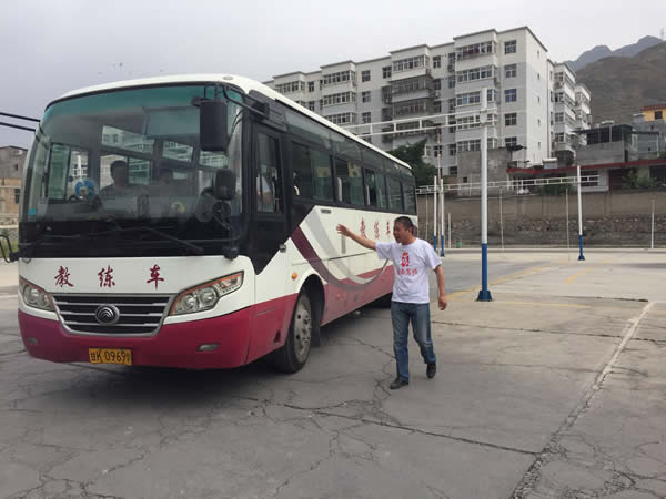 做到兩點(diǎn)，輕松考試，順利拿證