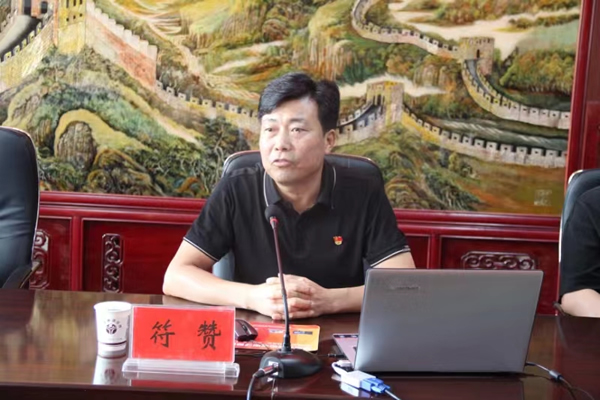 市政府國資委黨委委員、副主任符贊到隴運集團公司開展講授 黨紀學習教育專題 黨課暨“七一”慰問活動