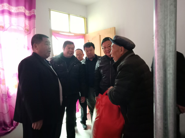 隴運(yùn)集團(tuán)公司開展“解難題、辦